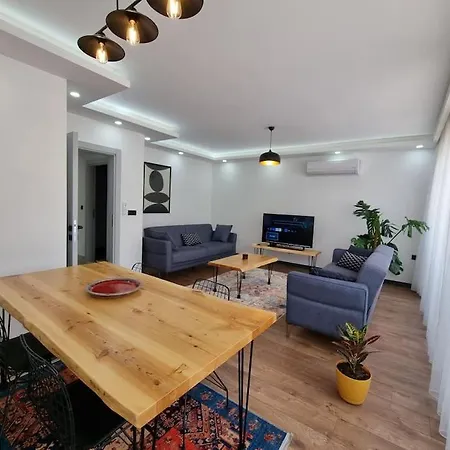 Apartment Modern At City Centre Antalya